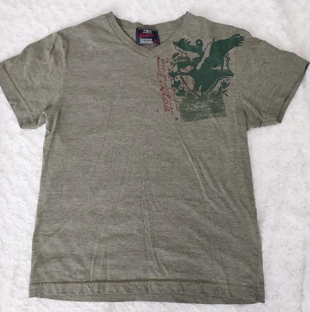 Original Bench Olive Green Cuba Front & Back Graphic V-neck t-shirt Medium